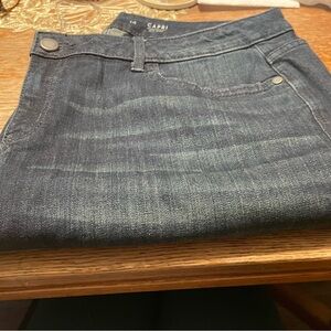 Vera Wang Women’s Dark Blue Jeans